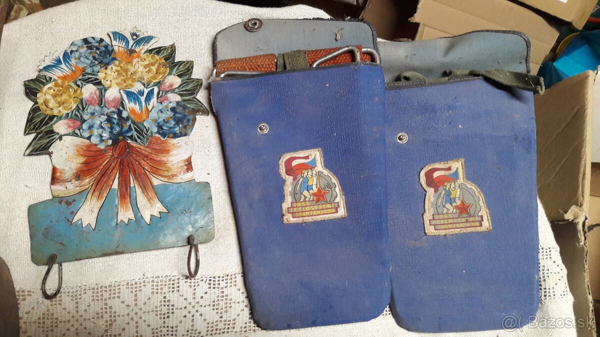 Olejnička, vešiak, stoličky, obraz - 2