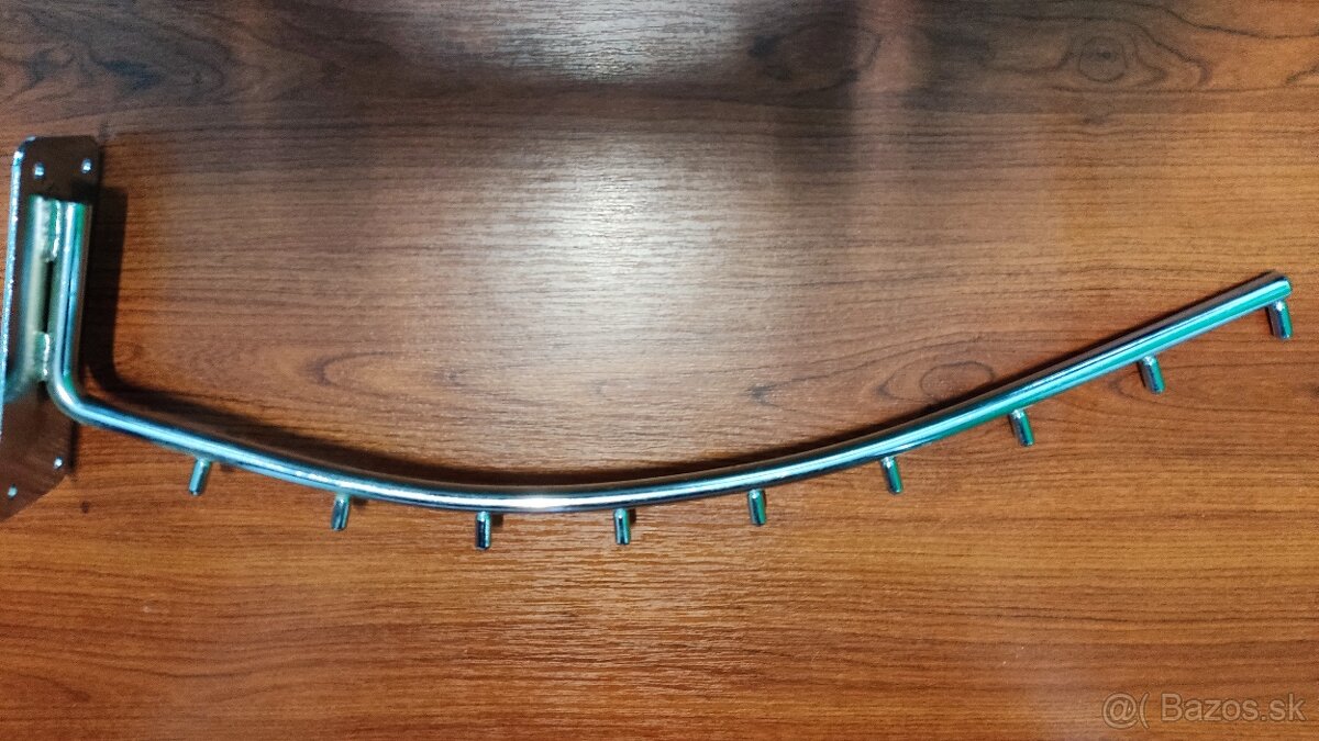 Kovové nástenné vešiaky - háky 7ks - 2