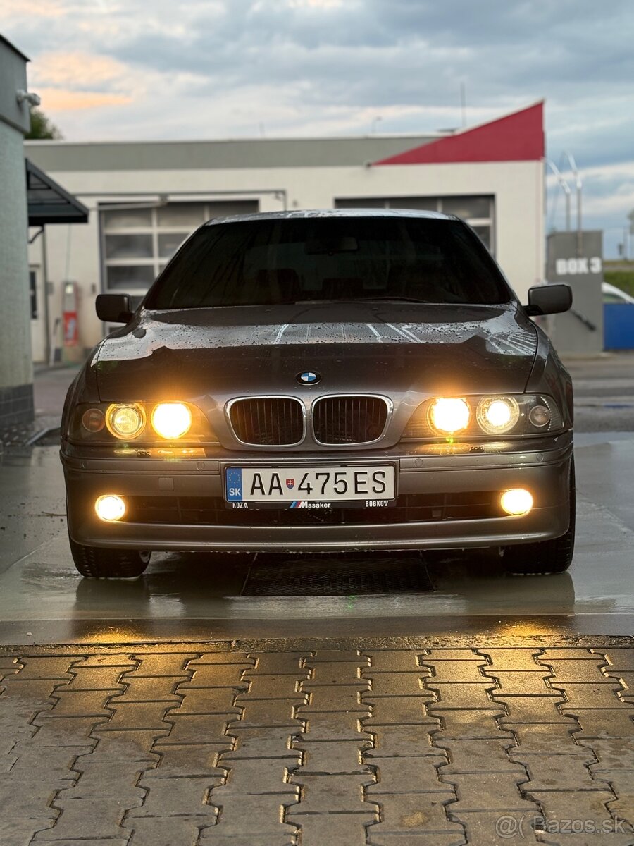 BMW E39 525i na náhradné diely - 2
