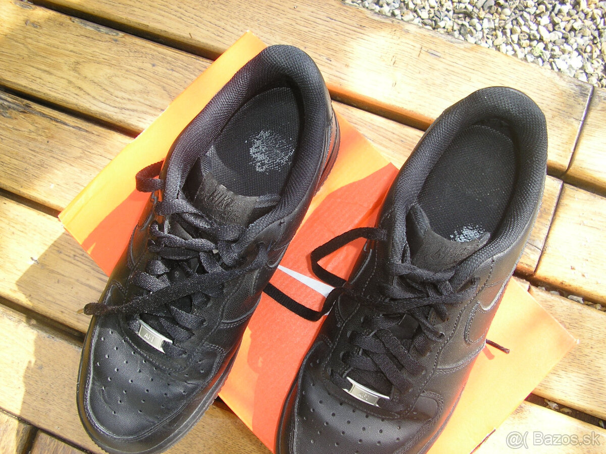 Tenisky NIKE. - 2