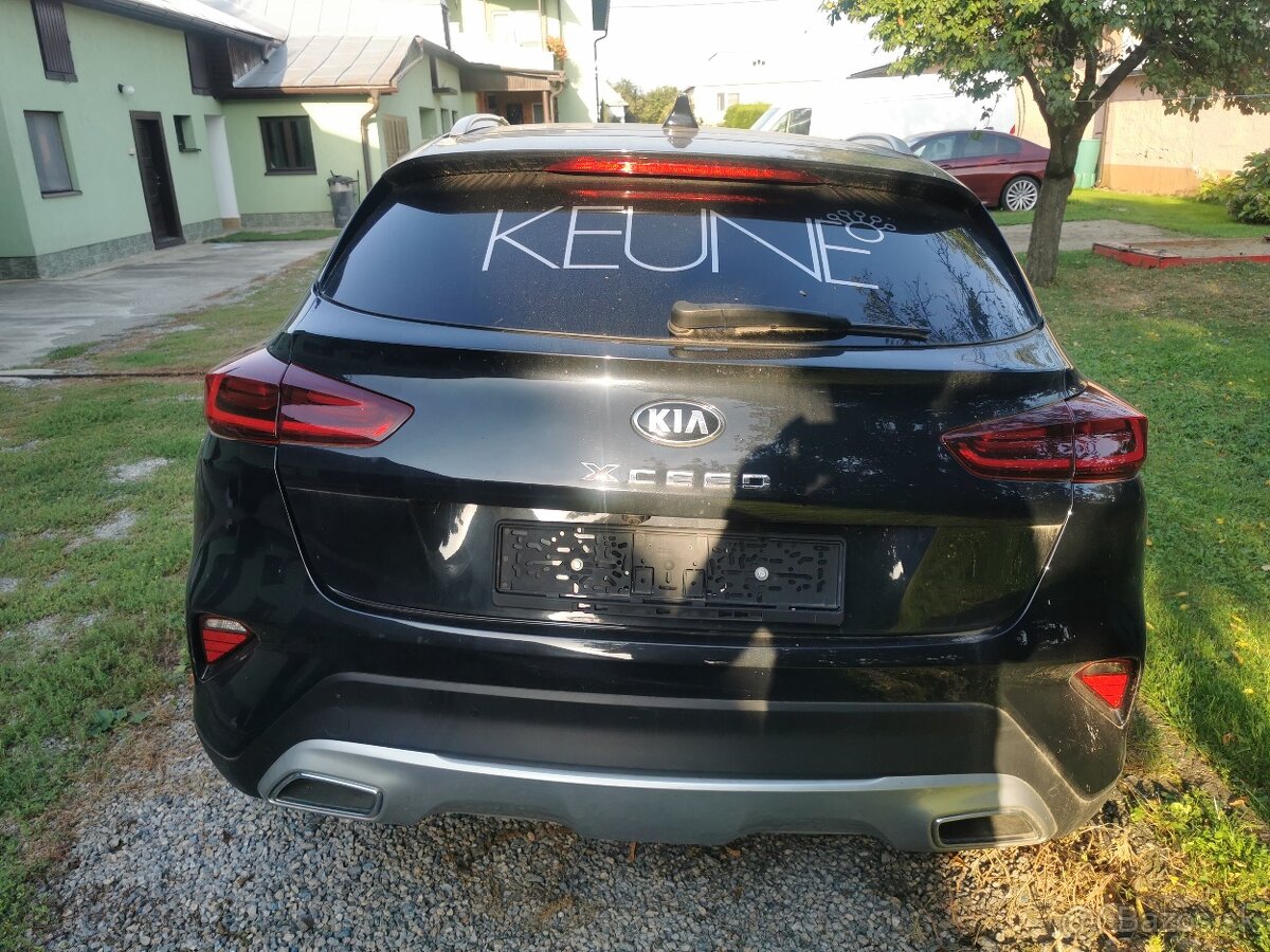 Kia x-ceed - 2