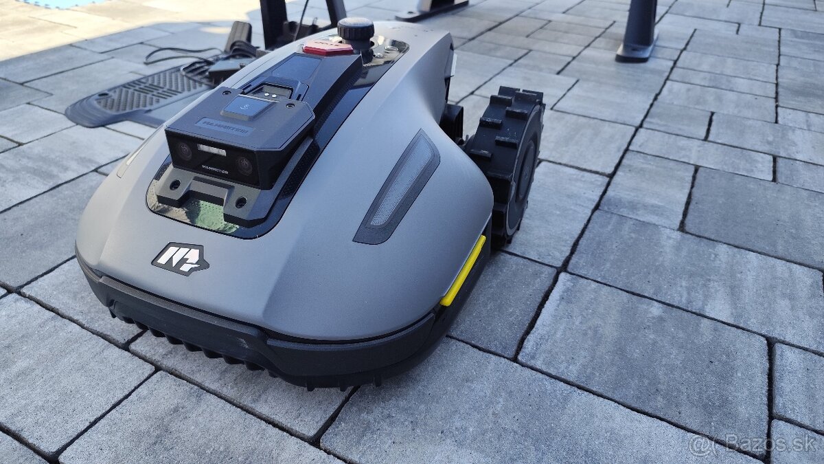 Roboticka kosacka Yuka mini 800 - 2