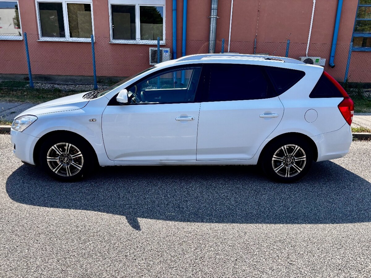 Kia Ceed Combi 1.4 77kw - 2