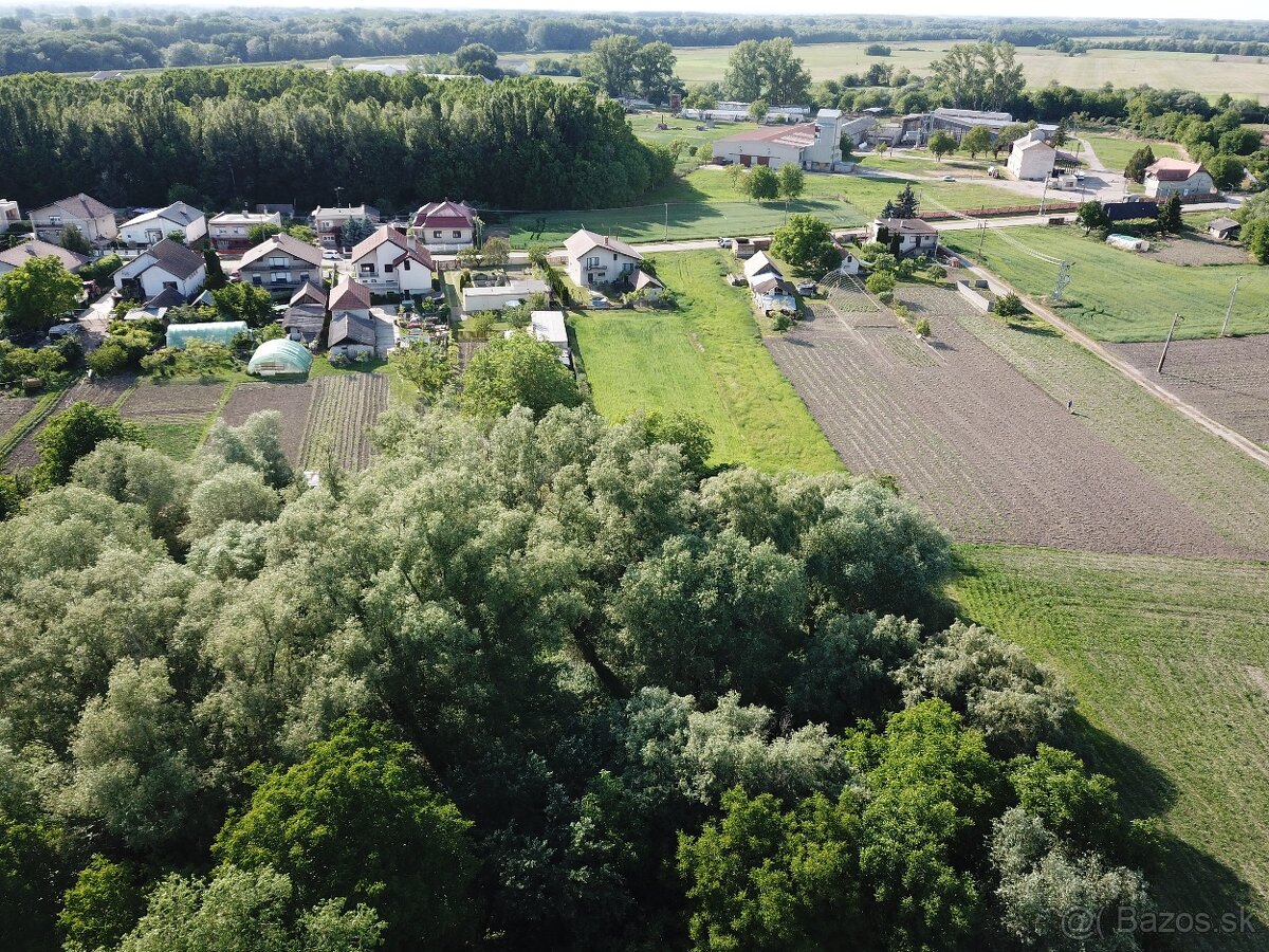Pozemok Vrbová nad Váhom - 2