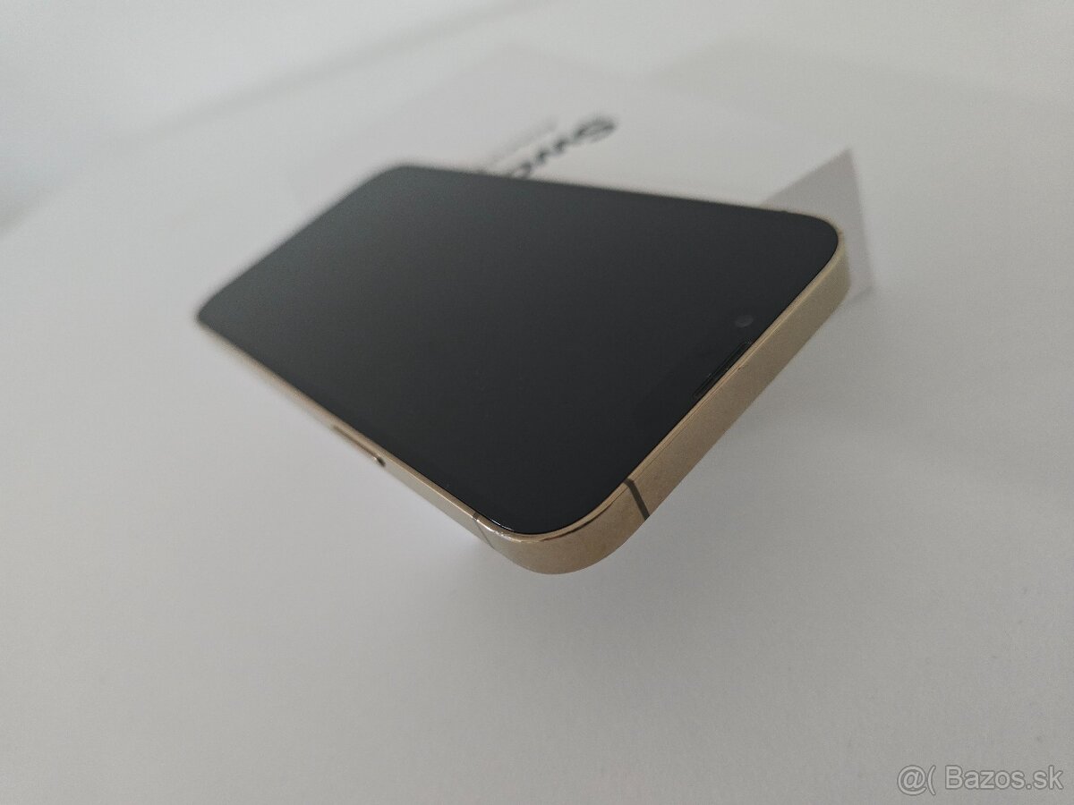 Apple iPhone 13 Pro - 2