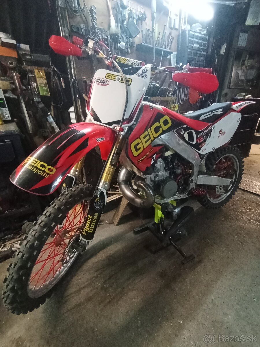 Predám Honda cr 250 - 2