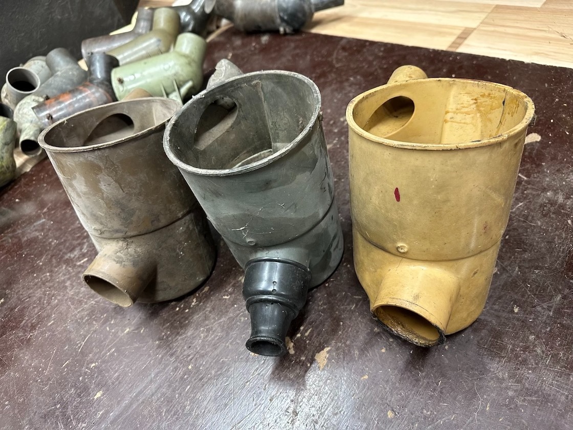 Predám vzduchový filterbox JAWA 250/559 panelka - 2