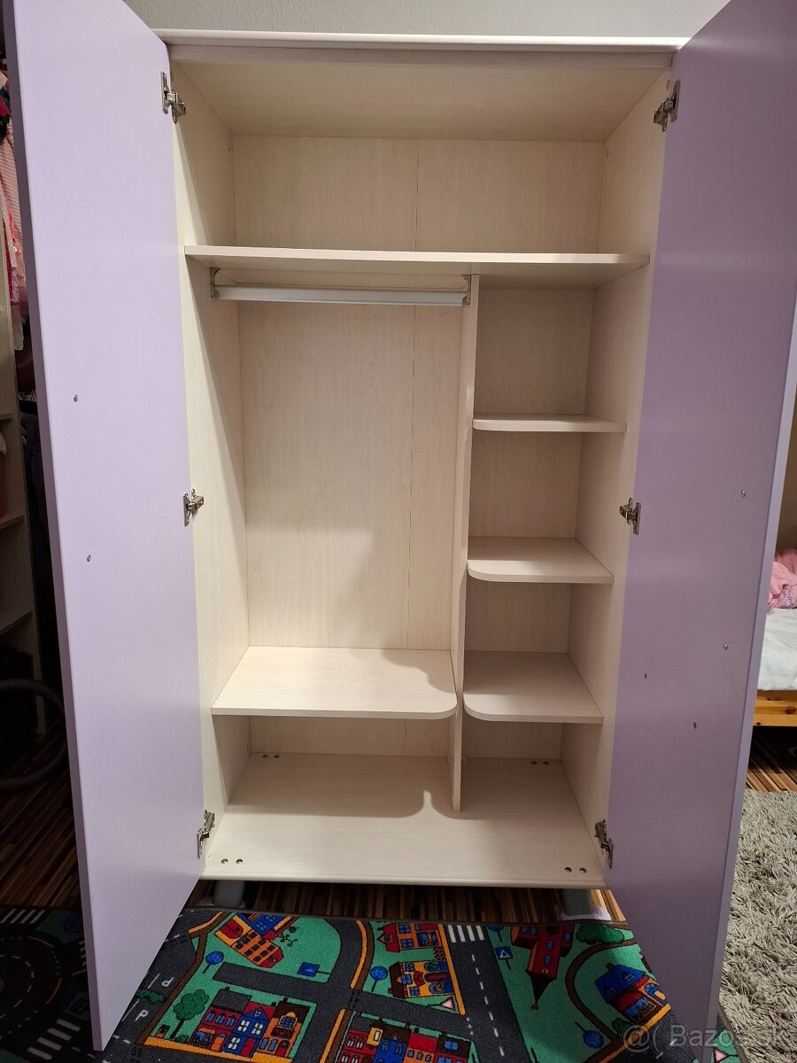 Predám skrinu do detskej izby - 2
