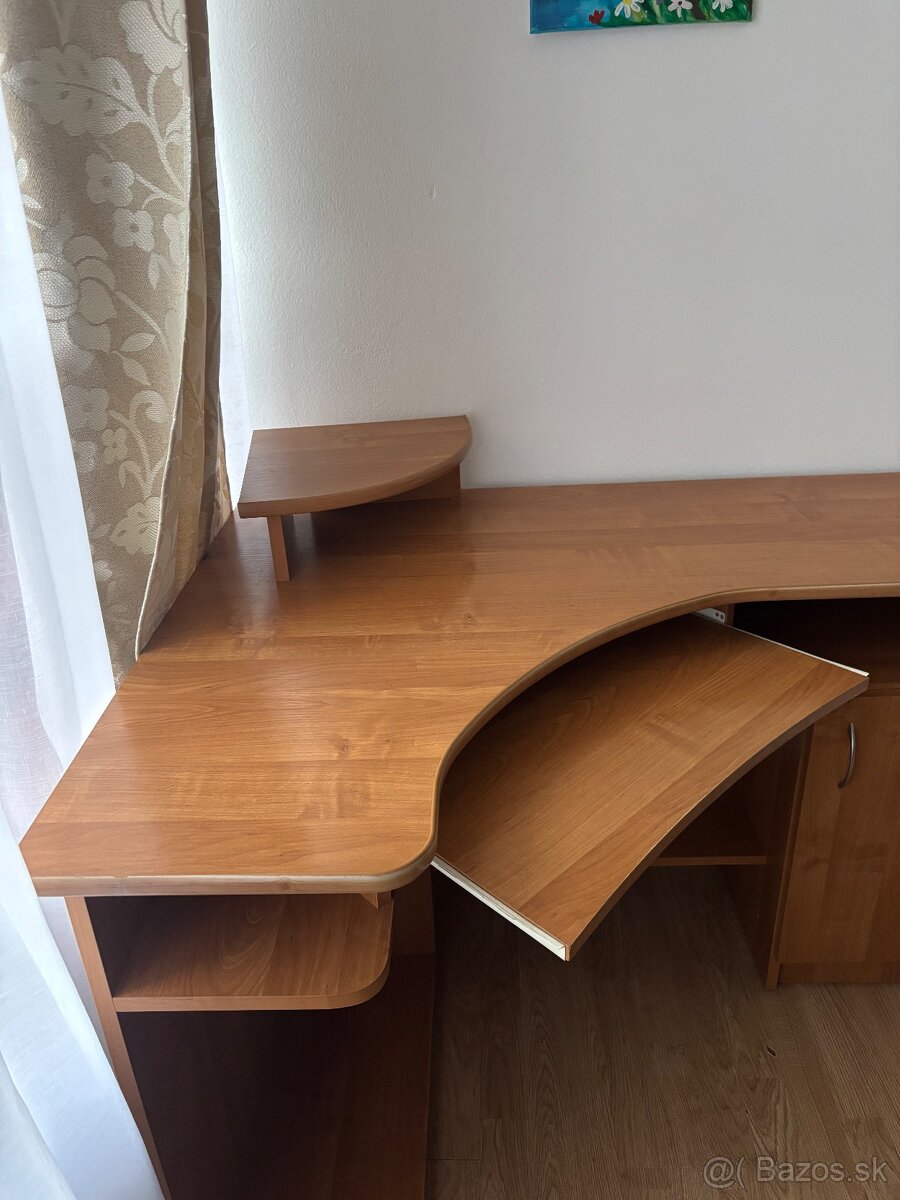 Písací stolík rohový - 2