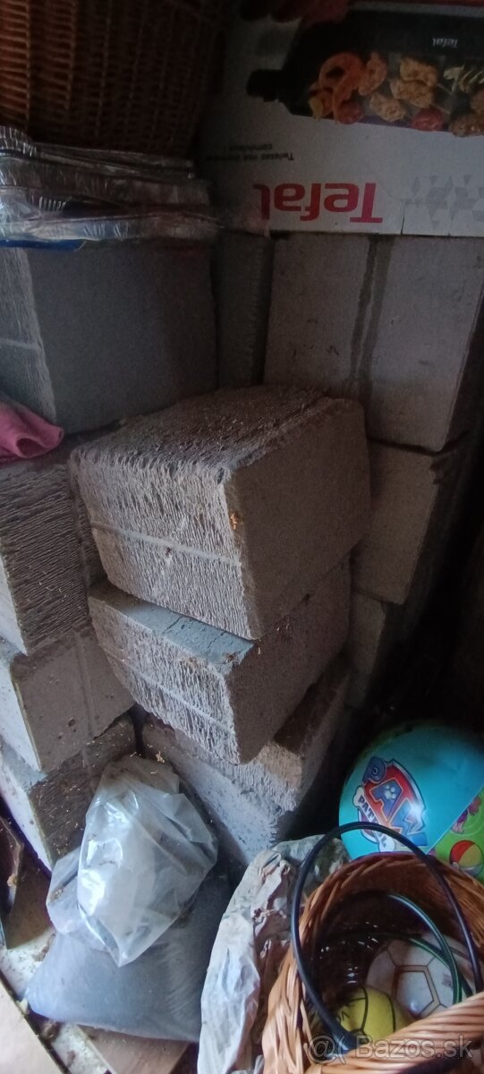 Darujem stavebne kvadre - 2