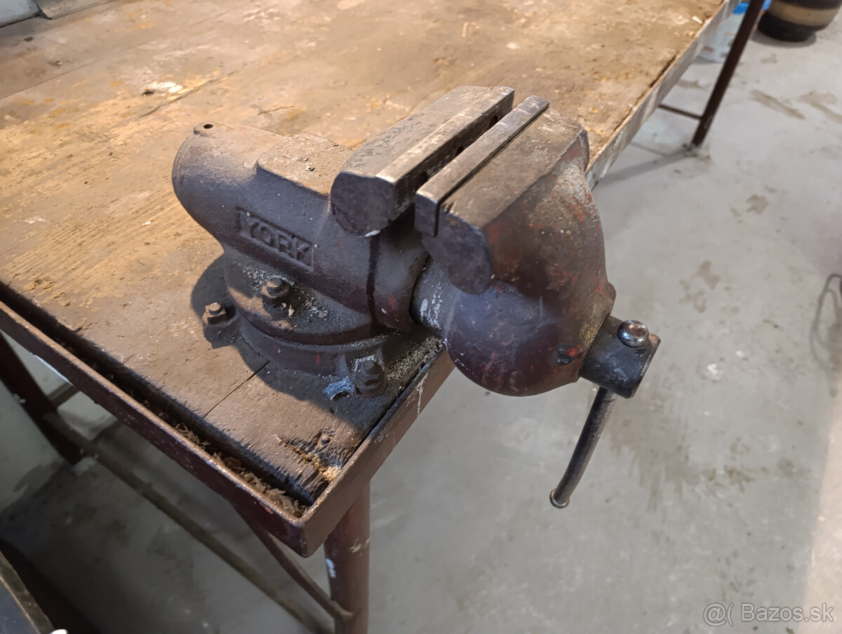 pracovny stol - ponk - 2