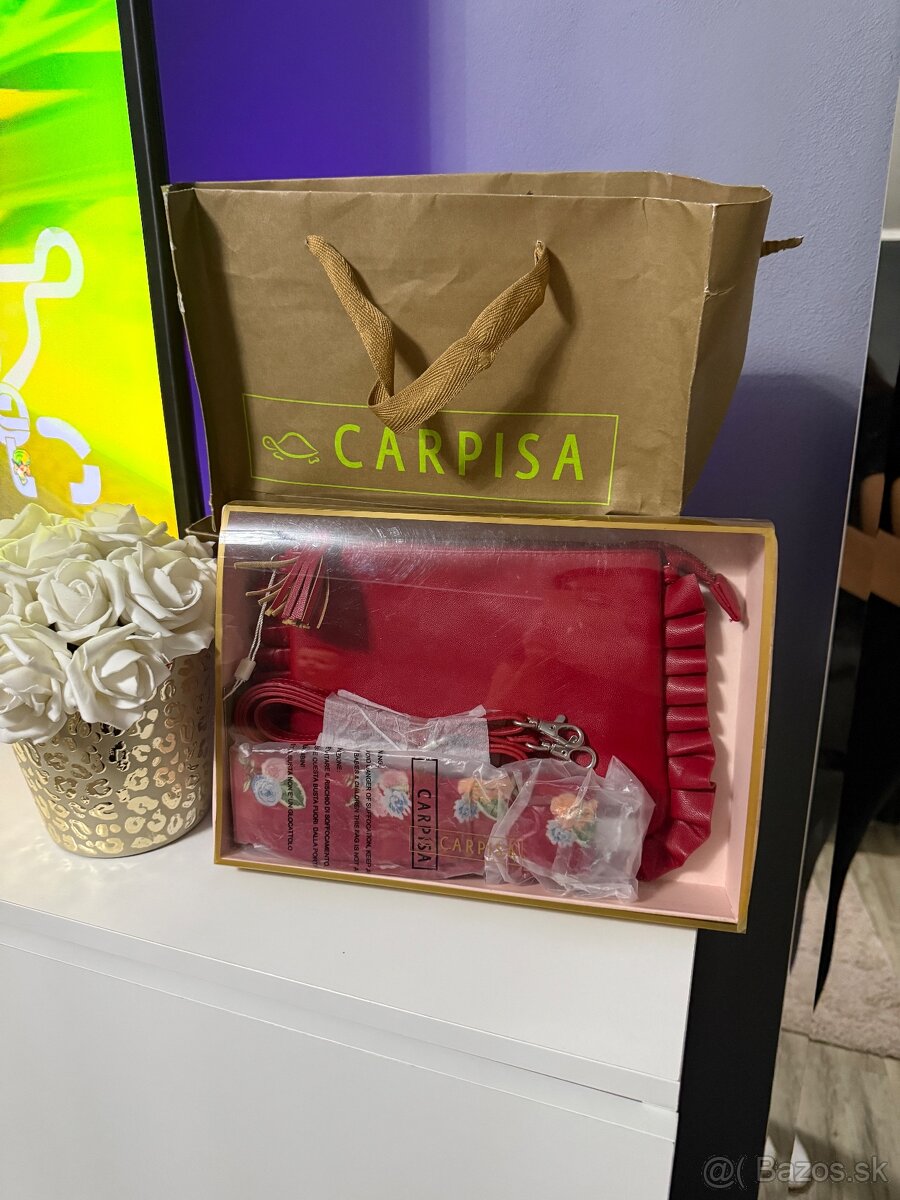 Kabelka červená - 2