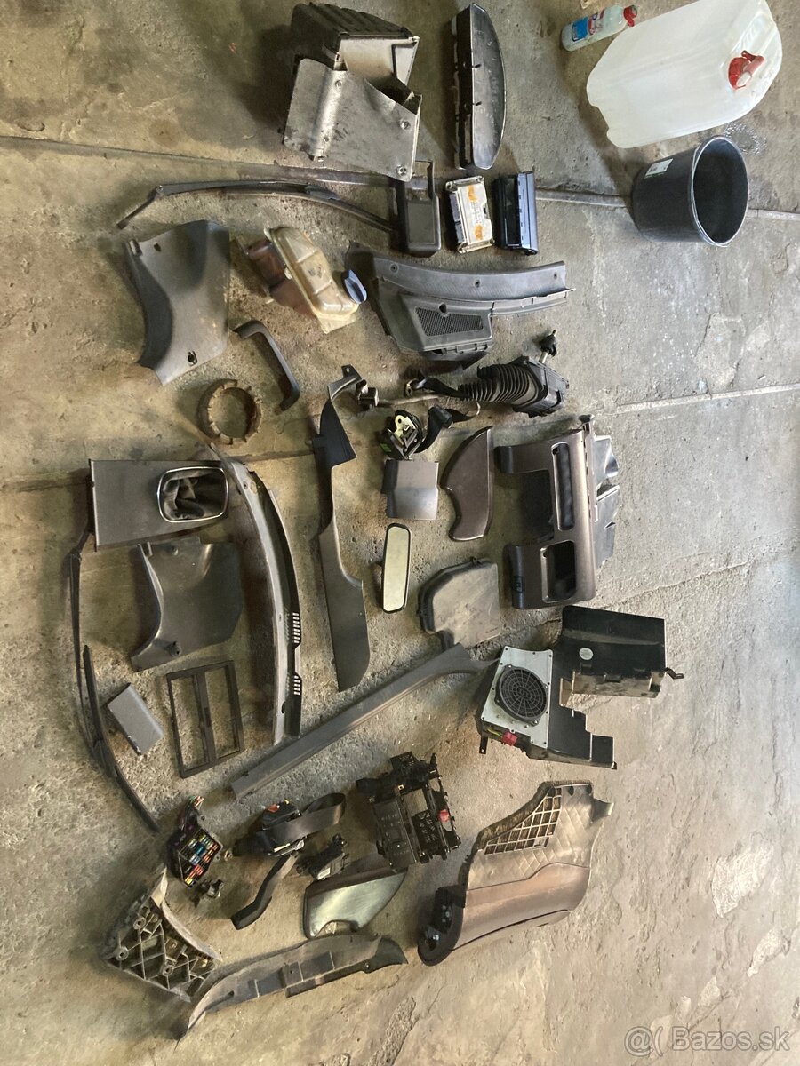 Náhradné diely AUDI A4 B5 - 2