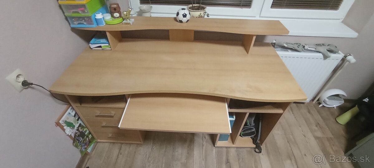 Písací stolík - 2
