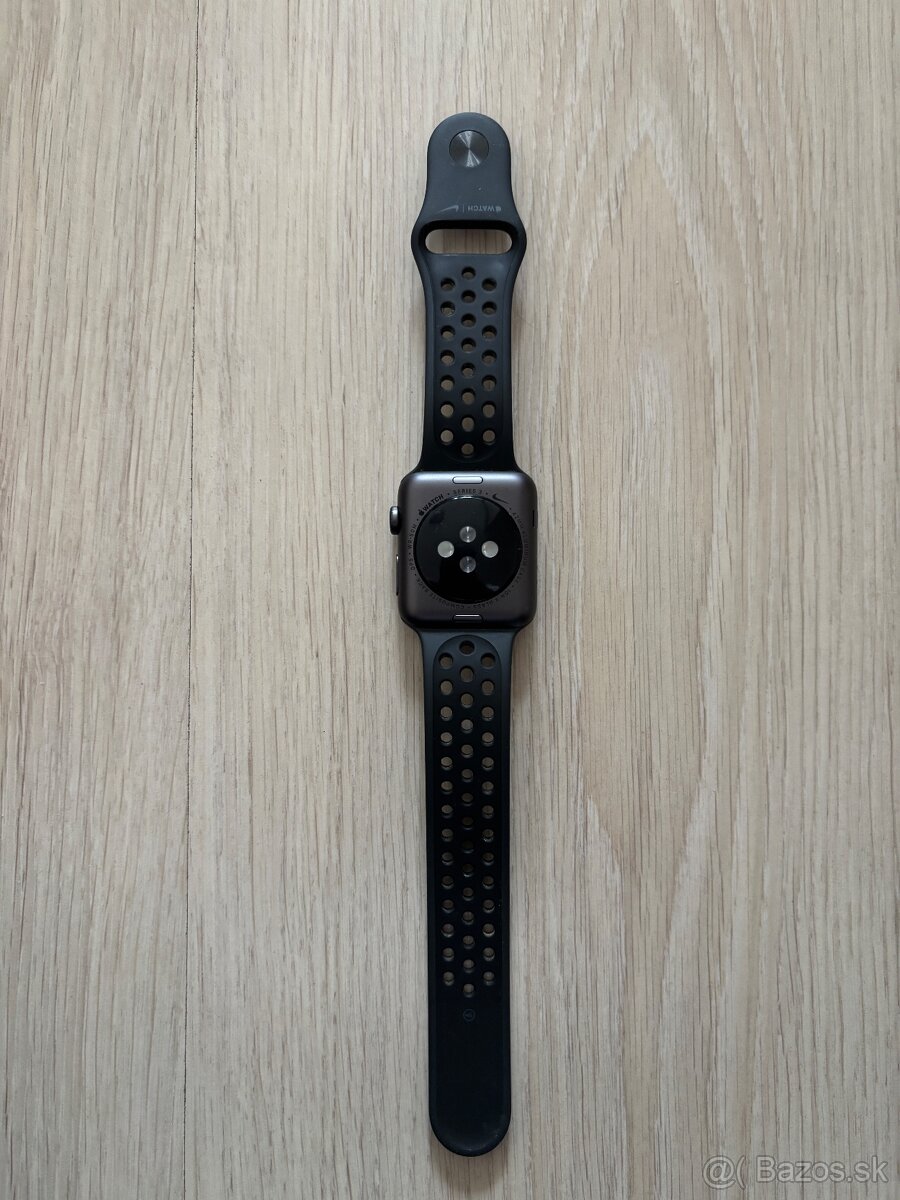 Apple Watch 3 Nike - 2