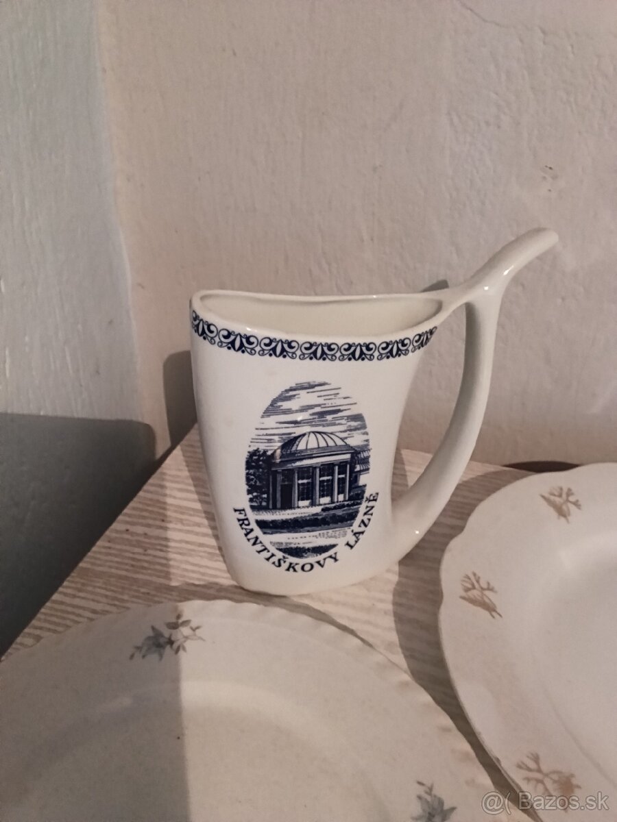 KUPELNY POHAR A STARE TANIERE - 2