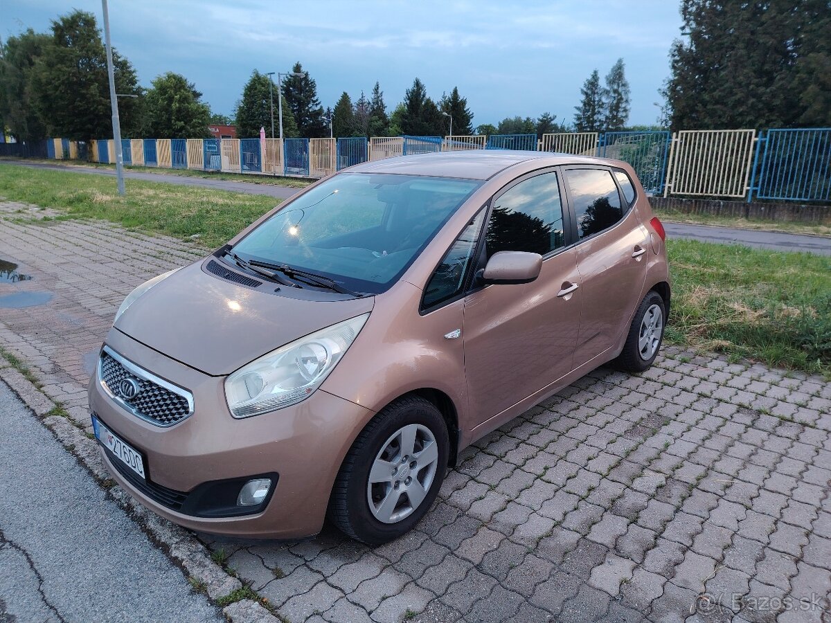 Kia Venga - 2