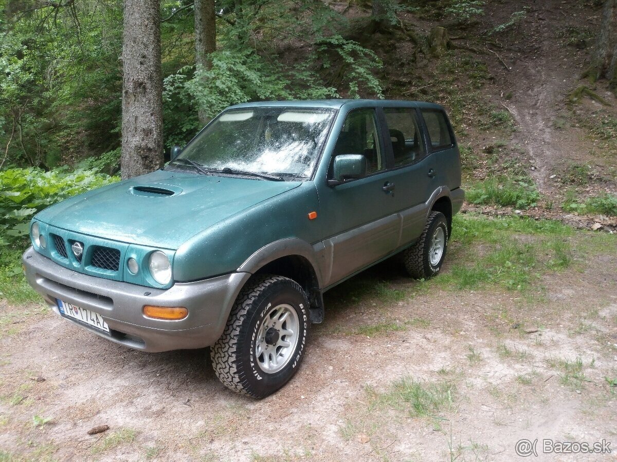 Terrano 2.7 92kw diesel 4x4 - 2