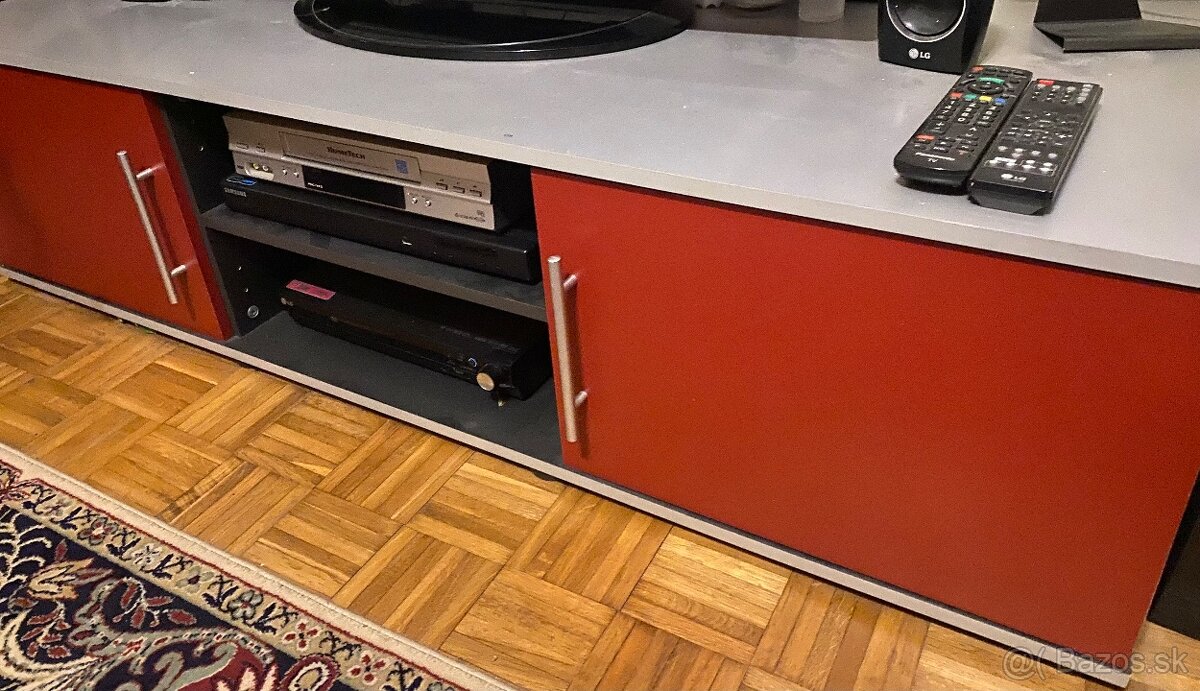 TV stolík - 2