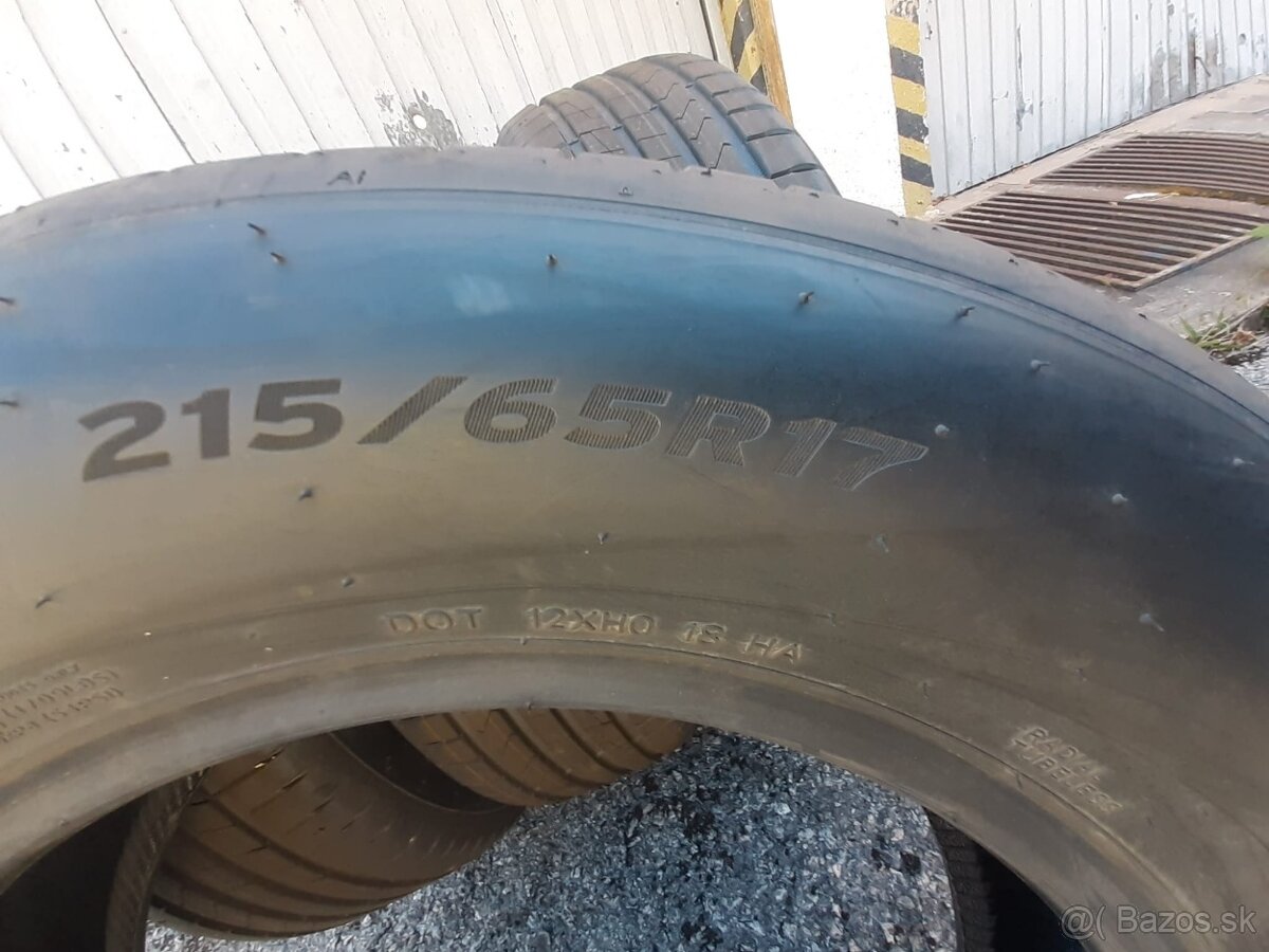 Predám letné pneumatiky zn.Hankook 215/65R17 - 2