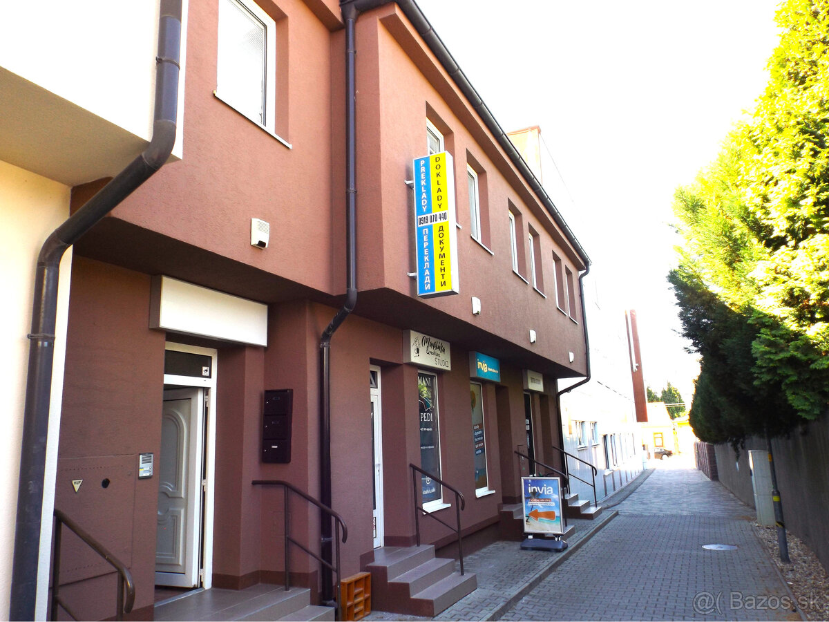 NA PREDAJ – polyfunkčný objekt v úplnom centre mesta Senec - - 2