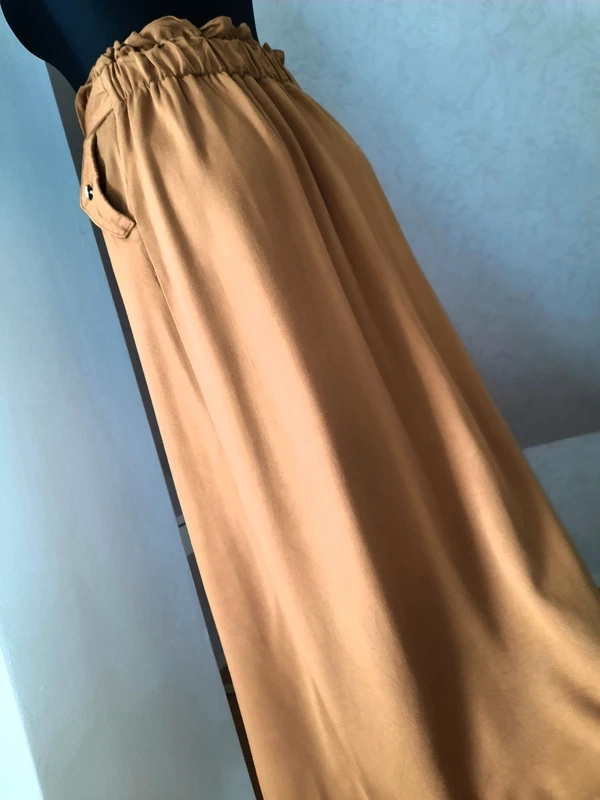 """CAMEL MIDI LETNÁ SUKŇA""" vel. M - 2