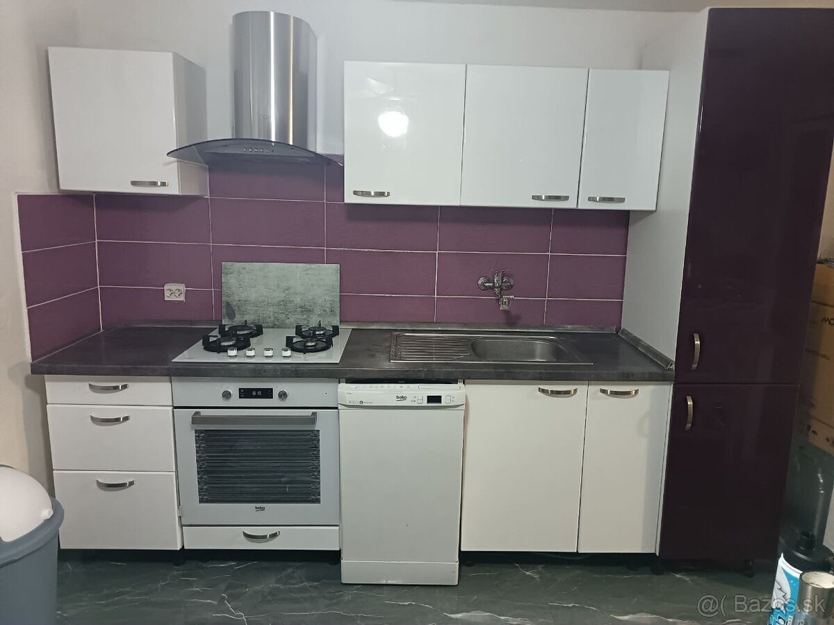 Predám kuchynskú linku - 2