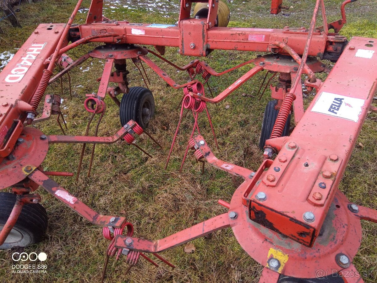 Prevracač sena 4,4m - 2