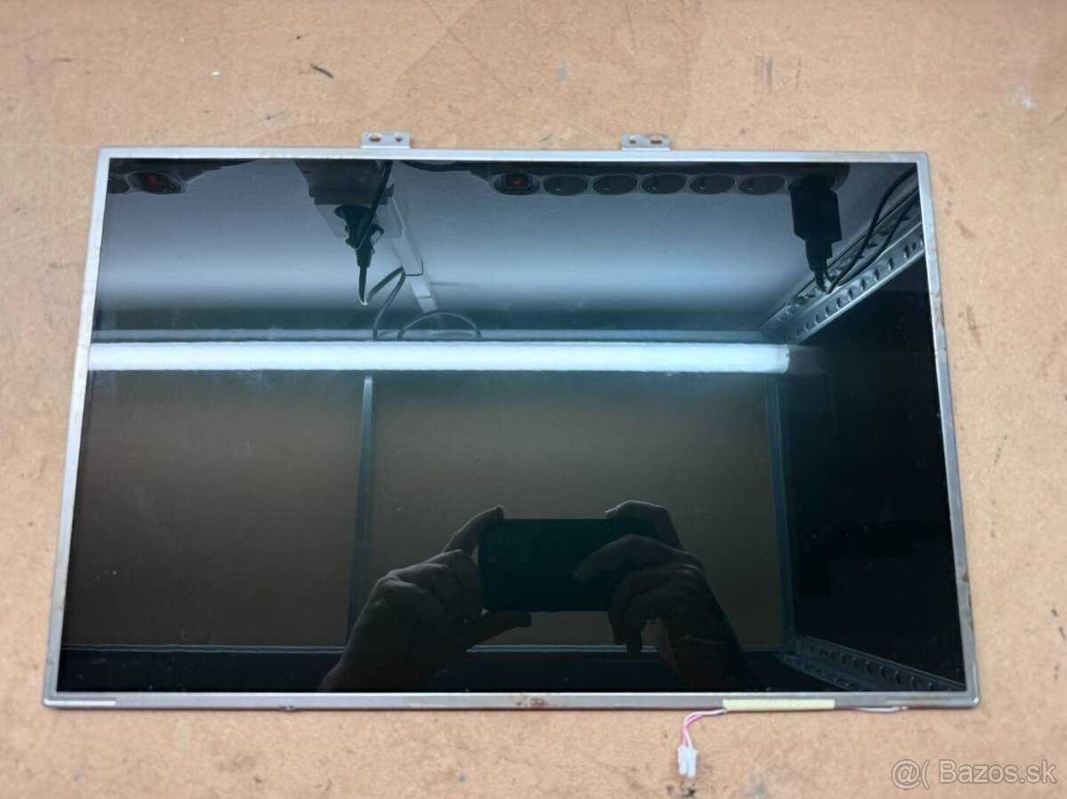 Predám obrazovku do notebooku 17" LED display 30pin CCFL - 2