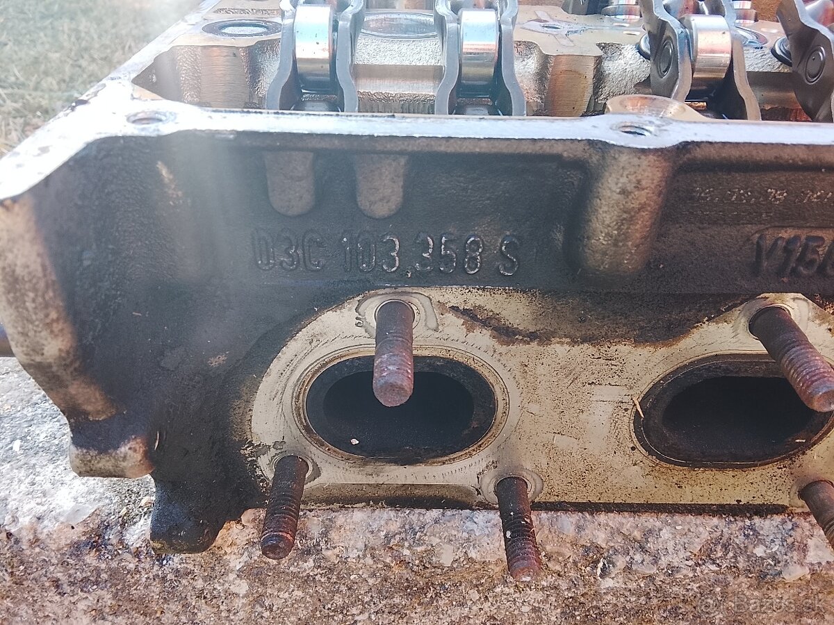 Octavia 2 1.6 fsi hlava valcov - 2