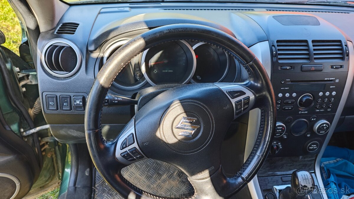 Suzuki Grand Vitara 2.4 - 2