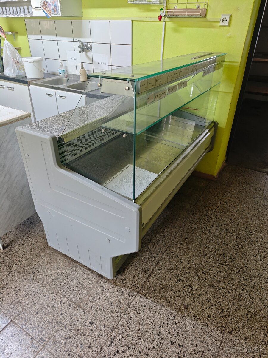 Chladiaci pult -vitrina - 2