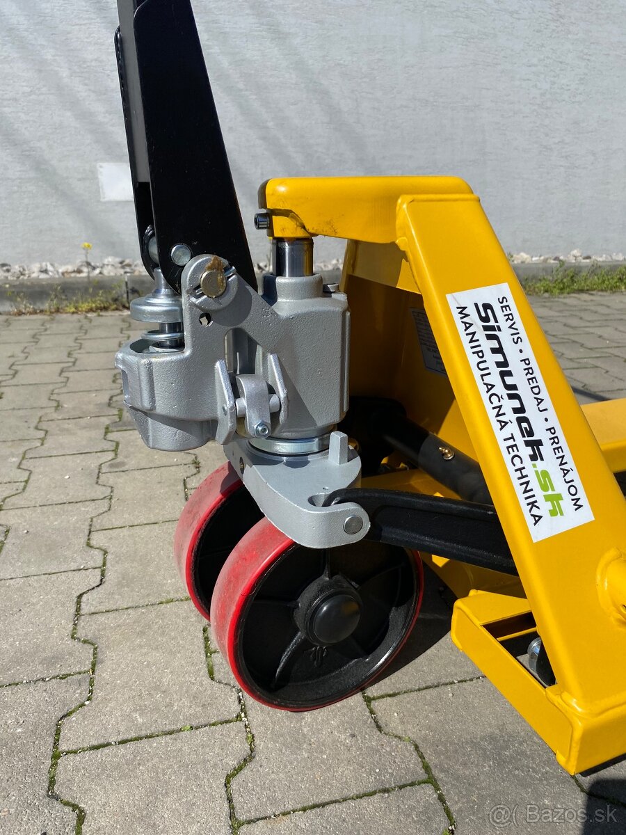 Paletový vozík 2500 kg - 2