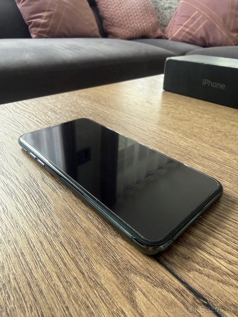 Predám IPhone 11 Pro Max 256GB - 2