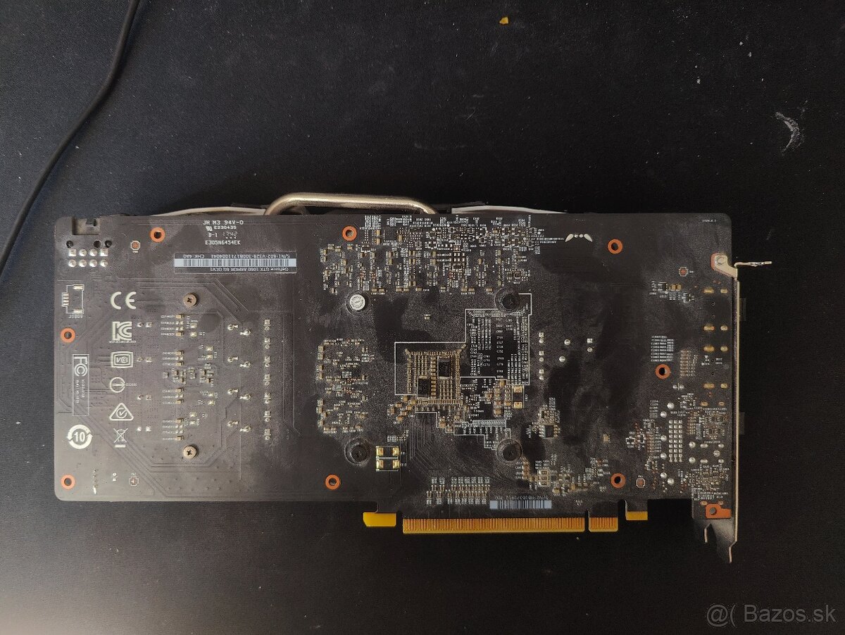 MSI GeForce GTX 1060 ARMOR 6G OC - 2