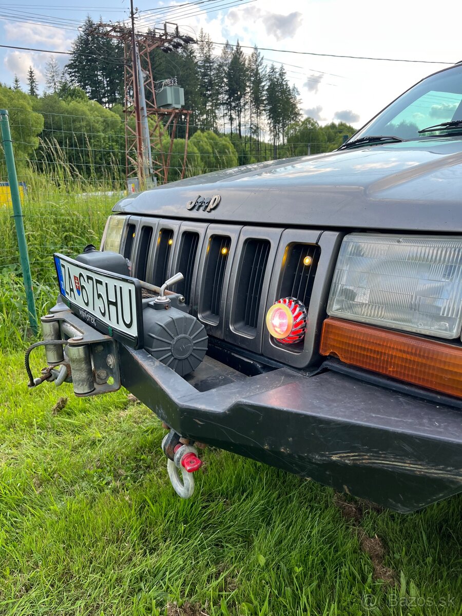 Jeep grand cherokee zj 5.2 V8