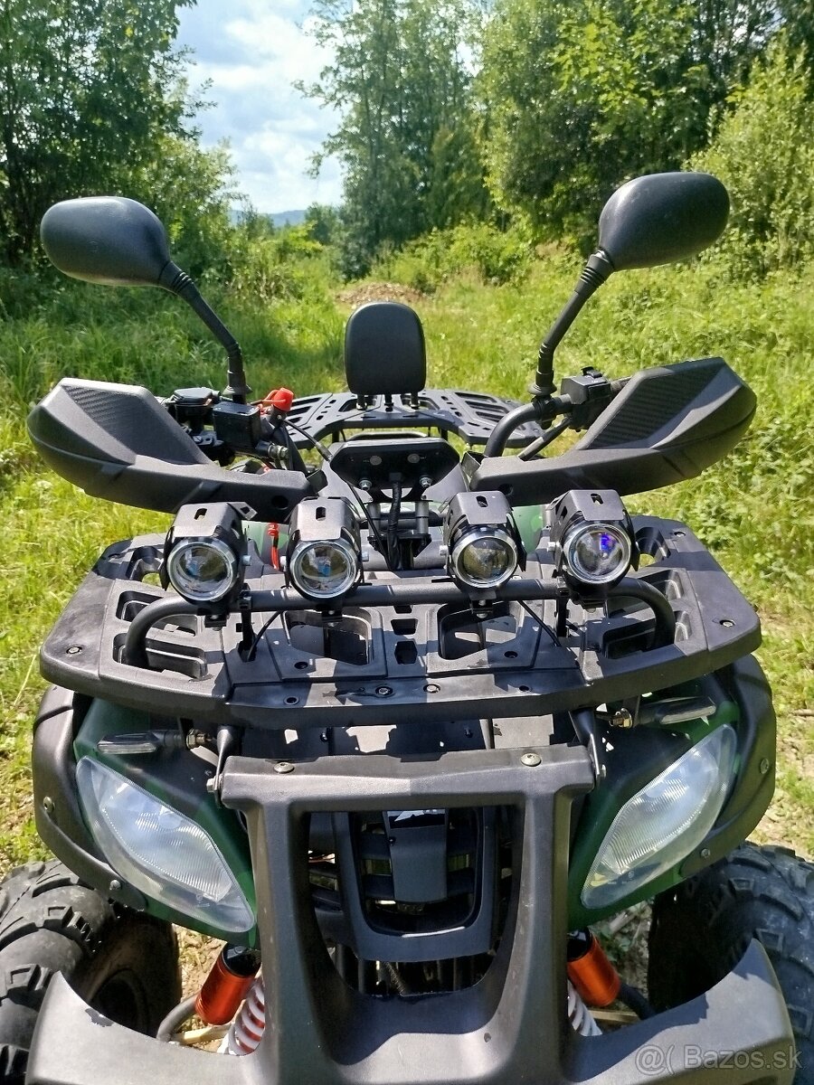 Štvorkolka Hummer XTR 250