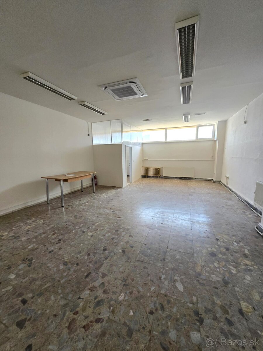 Prenájom - Obchodné priestory 70 m2 - Petržalka - BA V - 2