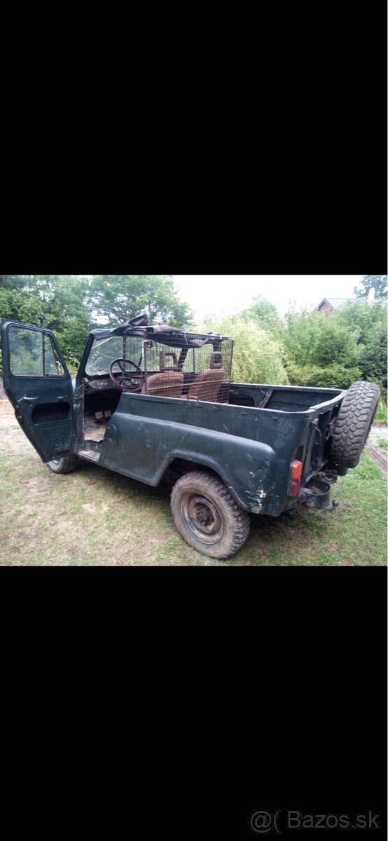 UAZ - 2