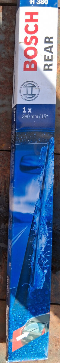 zadne stierace bosch - 2