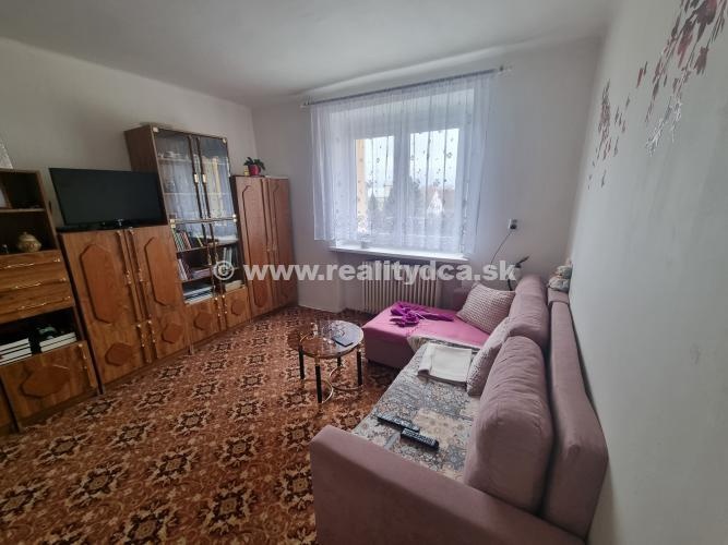 Predáme 1-izbový byt v Dubnici nad Váhom - 2