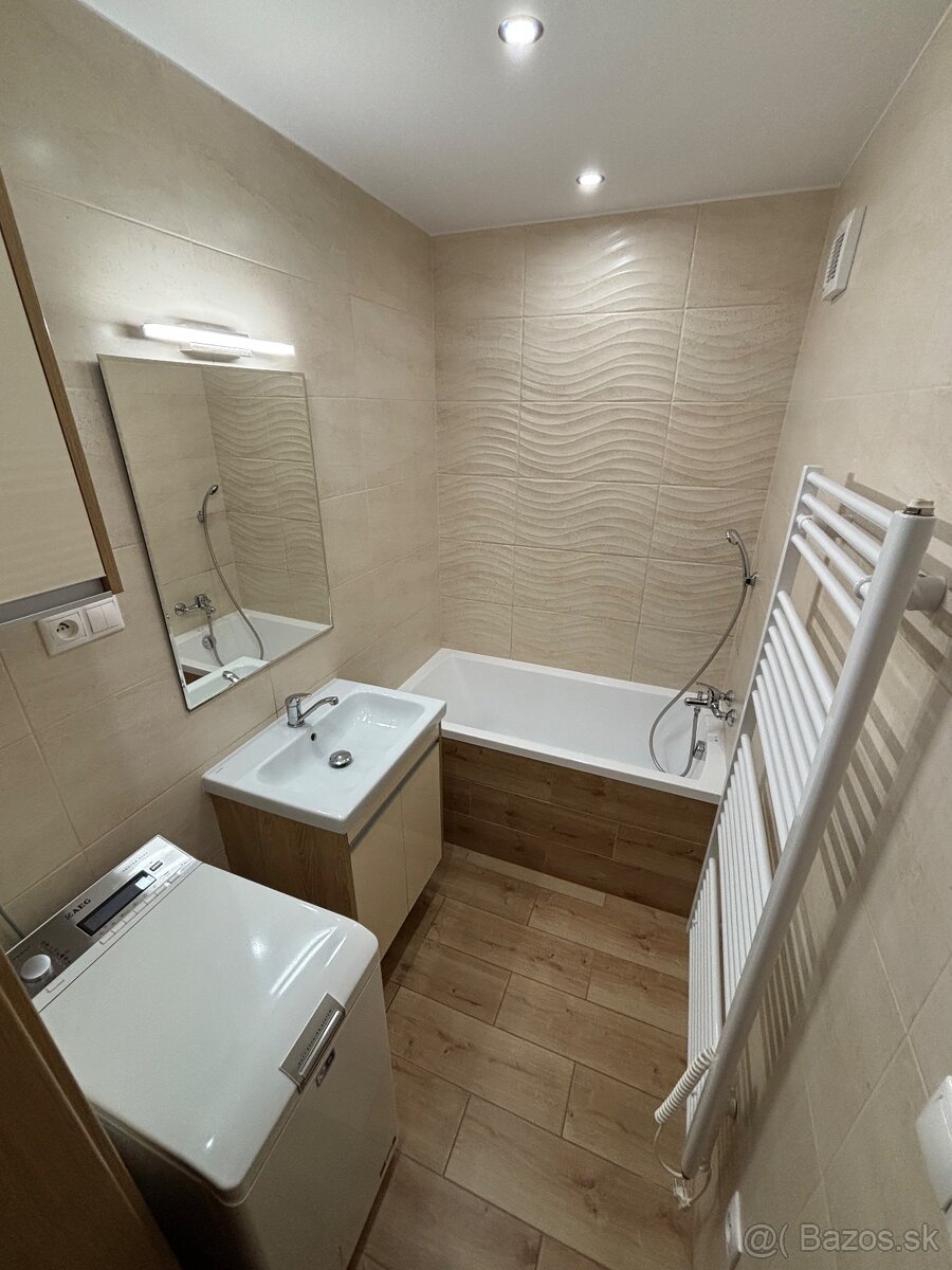 Na predaj:3-izbový byt, 67 m², Nemšová - 2