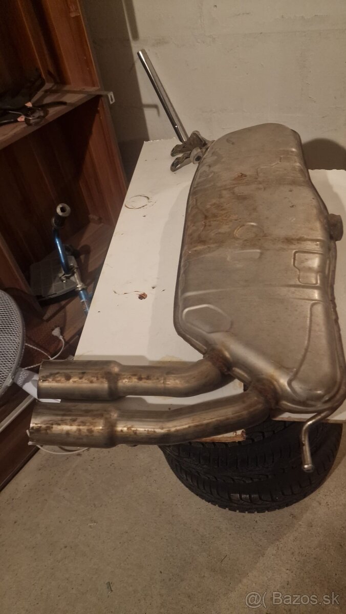 Audi výfuk s tlmičom - 2