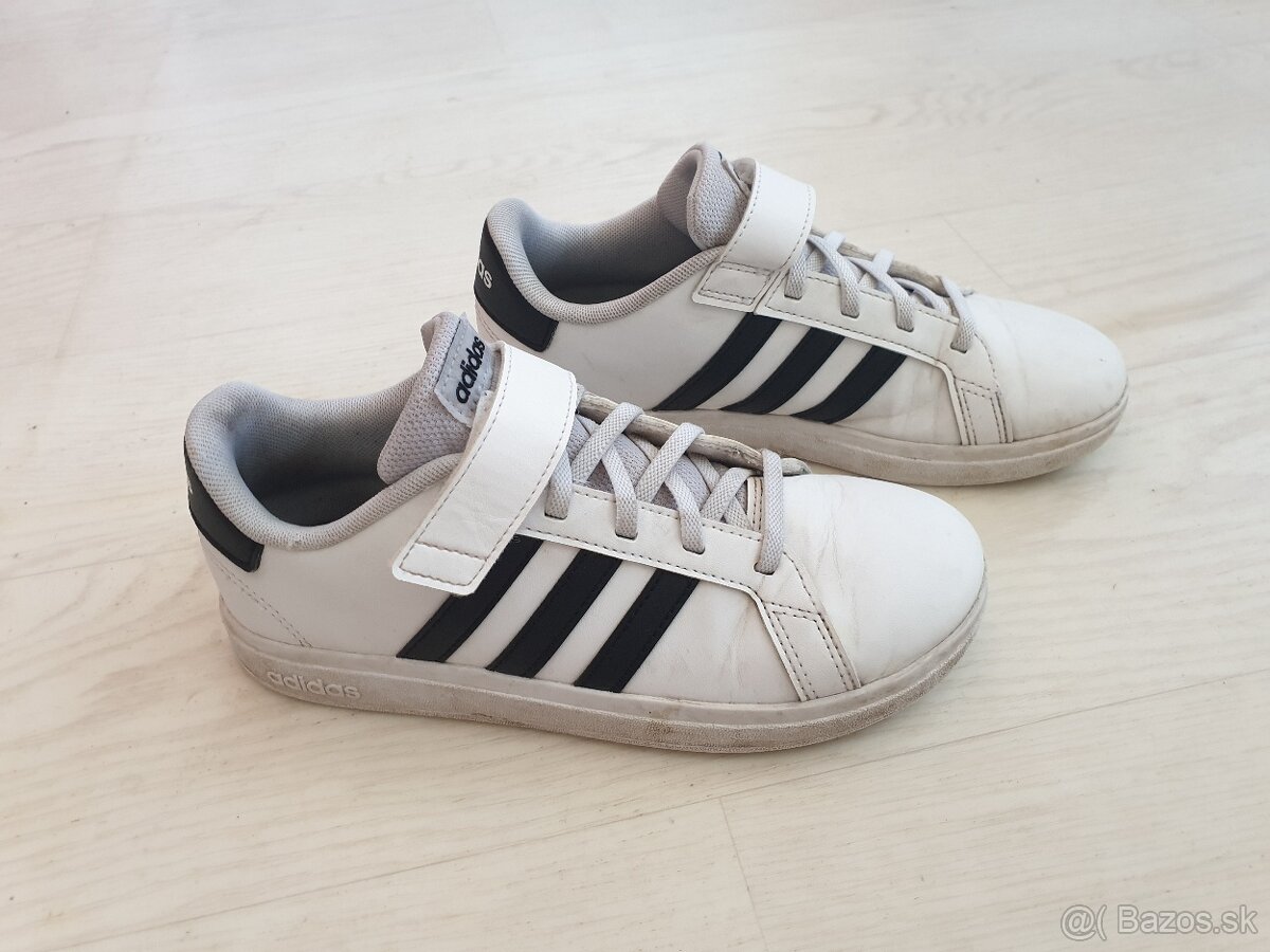 Detské tenisky Adidas Grand Court 2.0 - 2