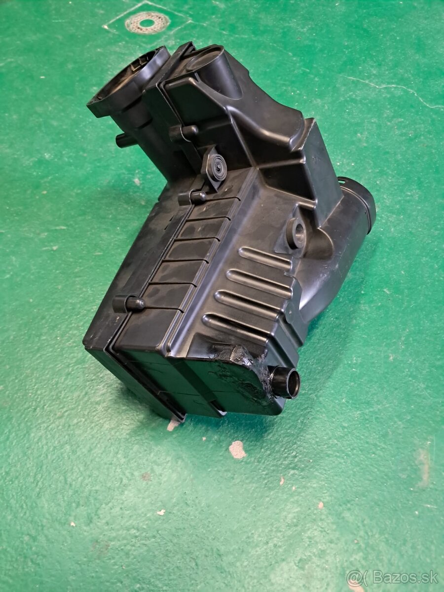 Vzduchový filter box octavia 2 - 2