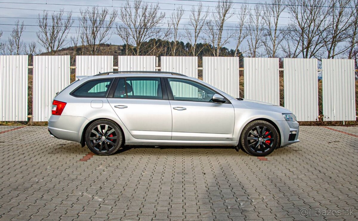 Škoda Octavia Combi 2.0 TDI RS - 2