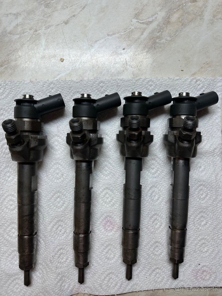 Použitie vstrekovača Bosch 0 445 110 289 - 2