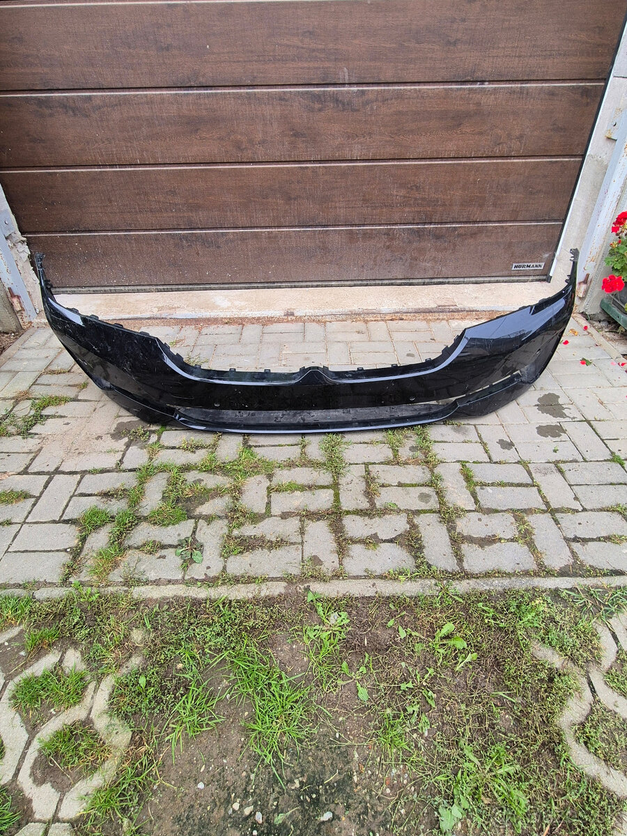 Predny naraznik BMW 5 - 2