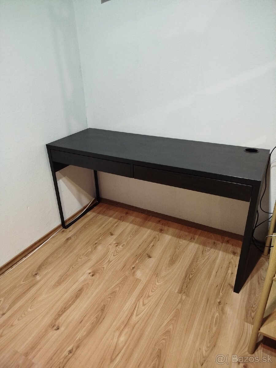 Stôl IKEA - 2