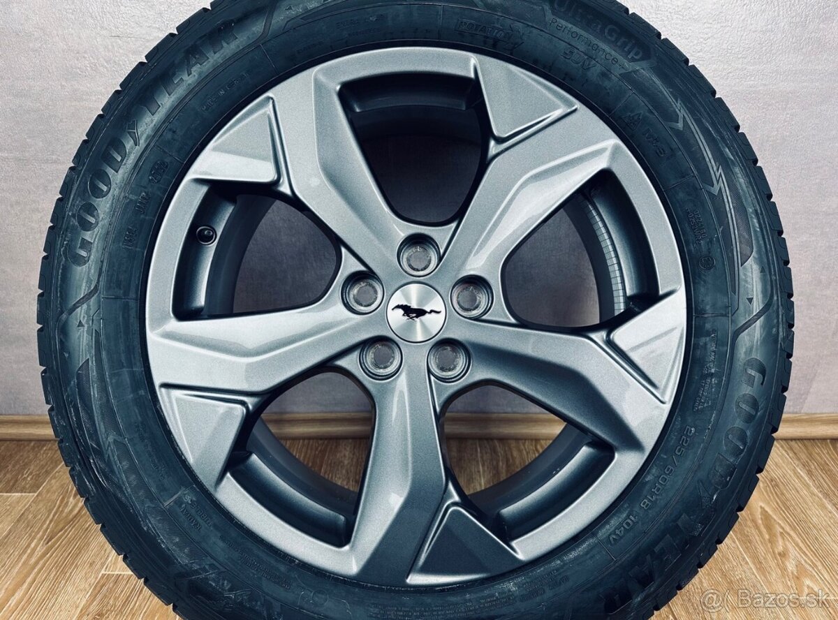 Originál zimní kolesa 18” Ford Mustang Mach-E - 2